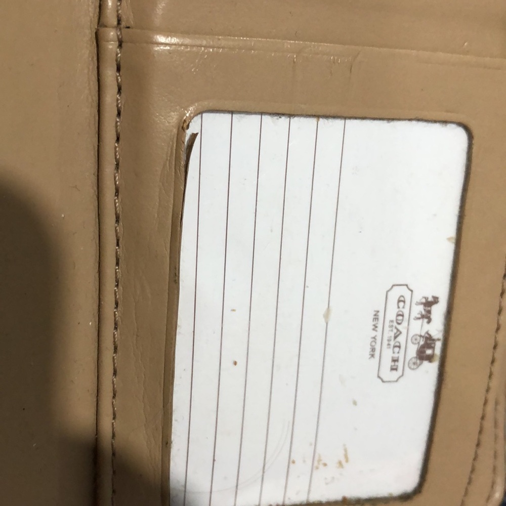 Coach Wallet - Picture 6 of 6